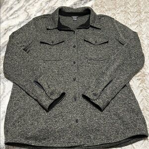 Eddie Bauer women’s Radiator Fleece Button-Up Shirt  X-Large grey hand pockets!!